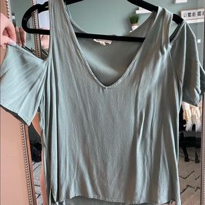 LA HEARTS GREEN TOP